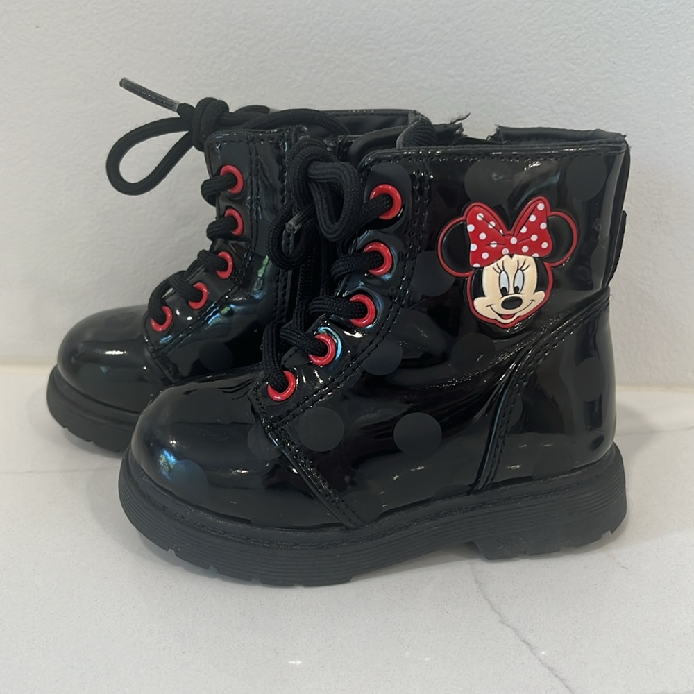 Minnie Mouse Boots - Picture 2 of 7